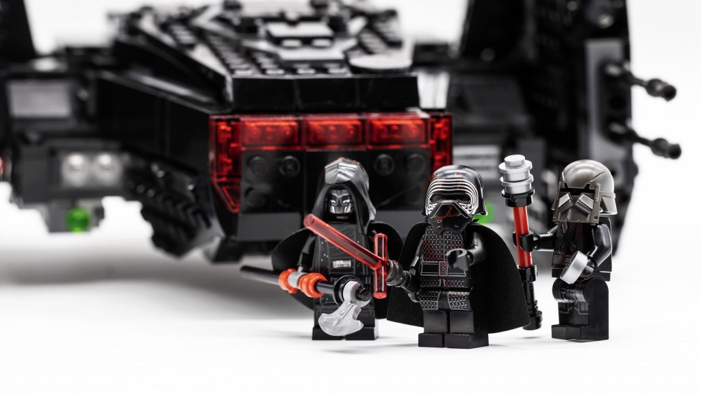 brændstof rig kapacitet LEGO Star Wars 75256 Kylo Ren's Shuttle review