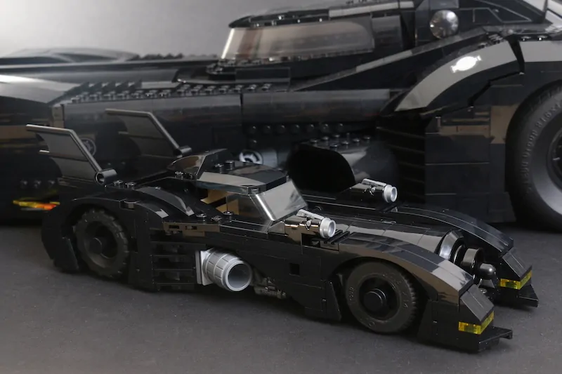 How good is the LEGO Batman 40433 1989 Batmobile set that comes