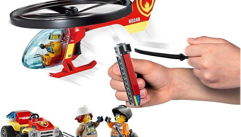 LEGO City 60248 Fire Response Helicopter 5