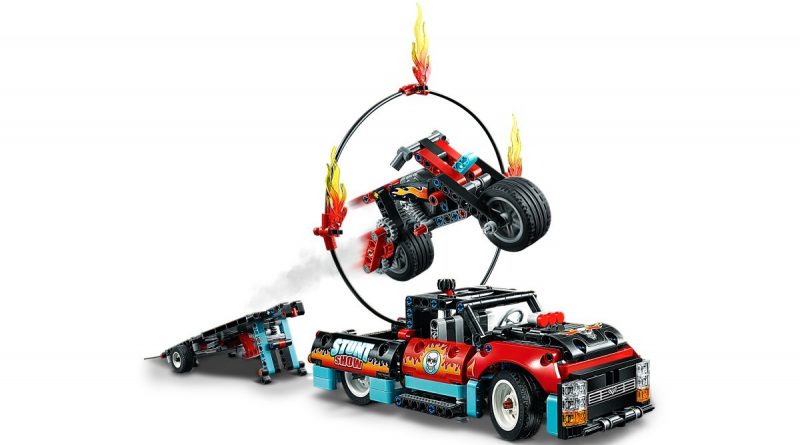LEGO Technic 42106 Stunt Show Truck Bike 4