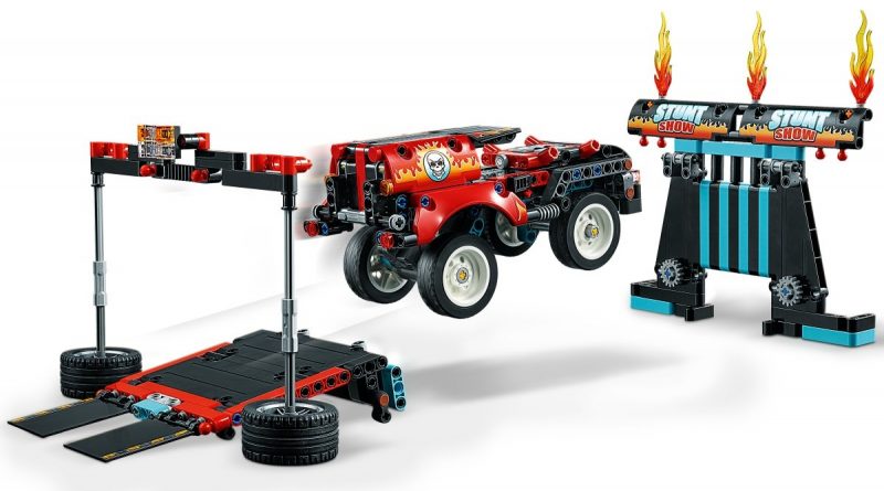 LEGO Technic 42106 Stunt Show Truck Bike 5