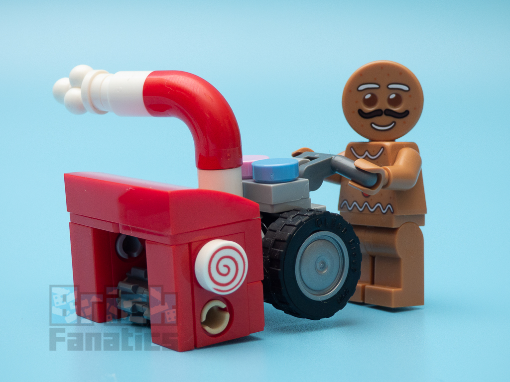 LEGO Creator Expert 10267 Gingerbread House