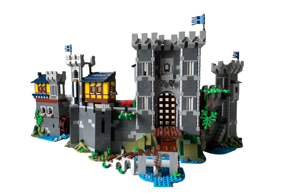 LEGO Creator 3 in 1 31120 Medieval Castle 10305 Lion Knights Castle alt build Rebrickable 2