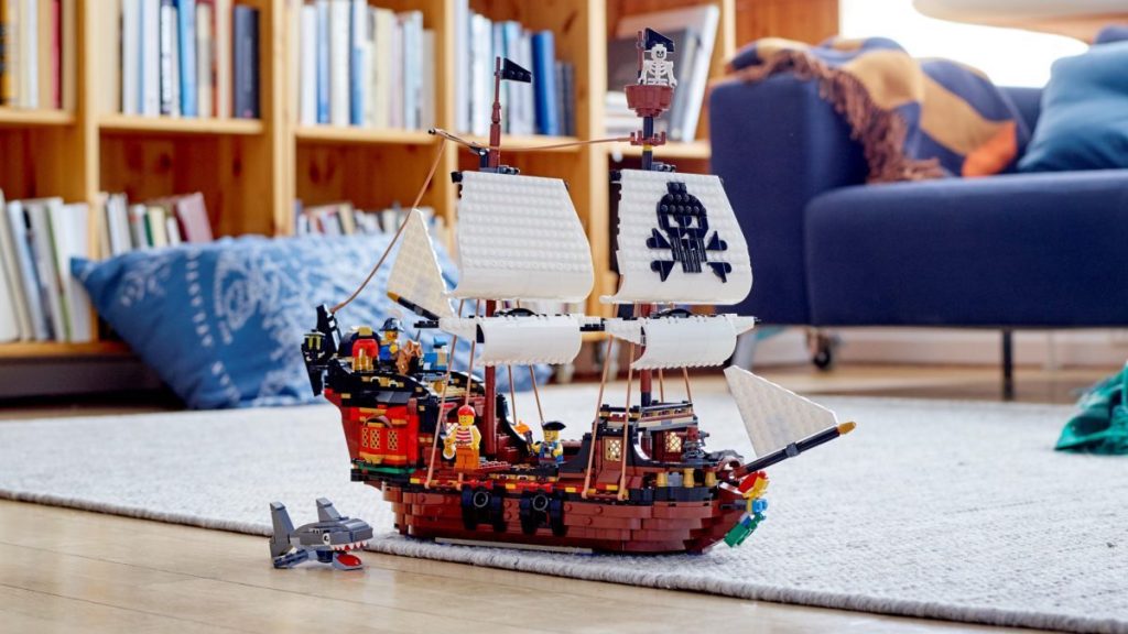 LEGO Creator 31109 Nave dei pirati