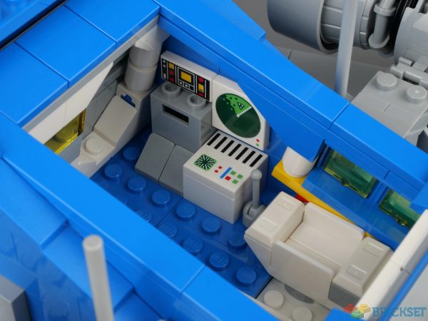 LEGO 40580 Blacktron Cruiser ought to have been on our radar