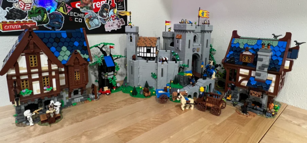 LEGO 10305 Lion Knights Castle 21325 Medieval Blacksmith reddit