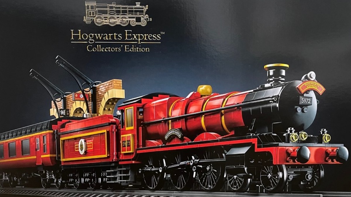 LEGO Harry Potter 76405 Hogwarts Express Collectors’ Edition revealed