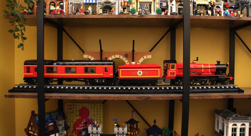 LEGO Harry Potter 76405 Hogwarts Express Collectors Edition review 4
