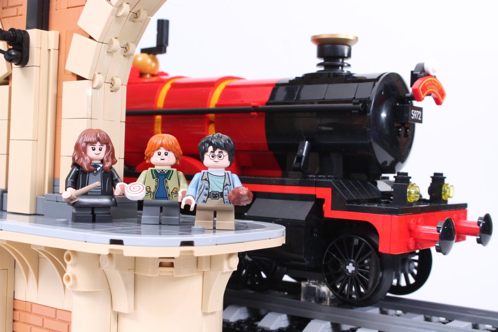 LEGO Harry Potter 76405 Hogwarts Express Collectors Edition review 65