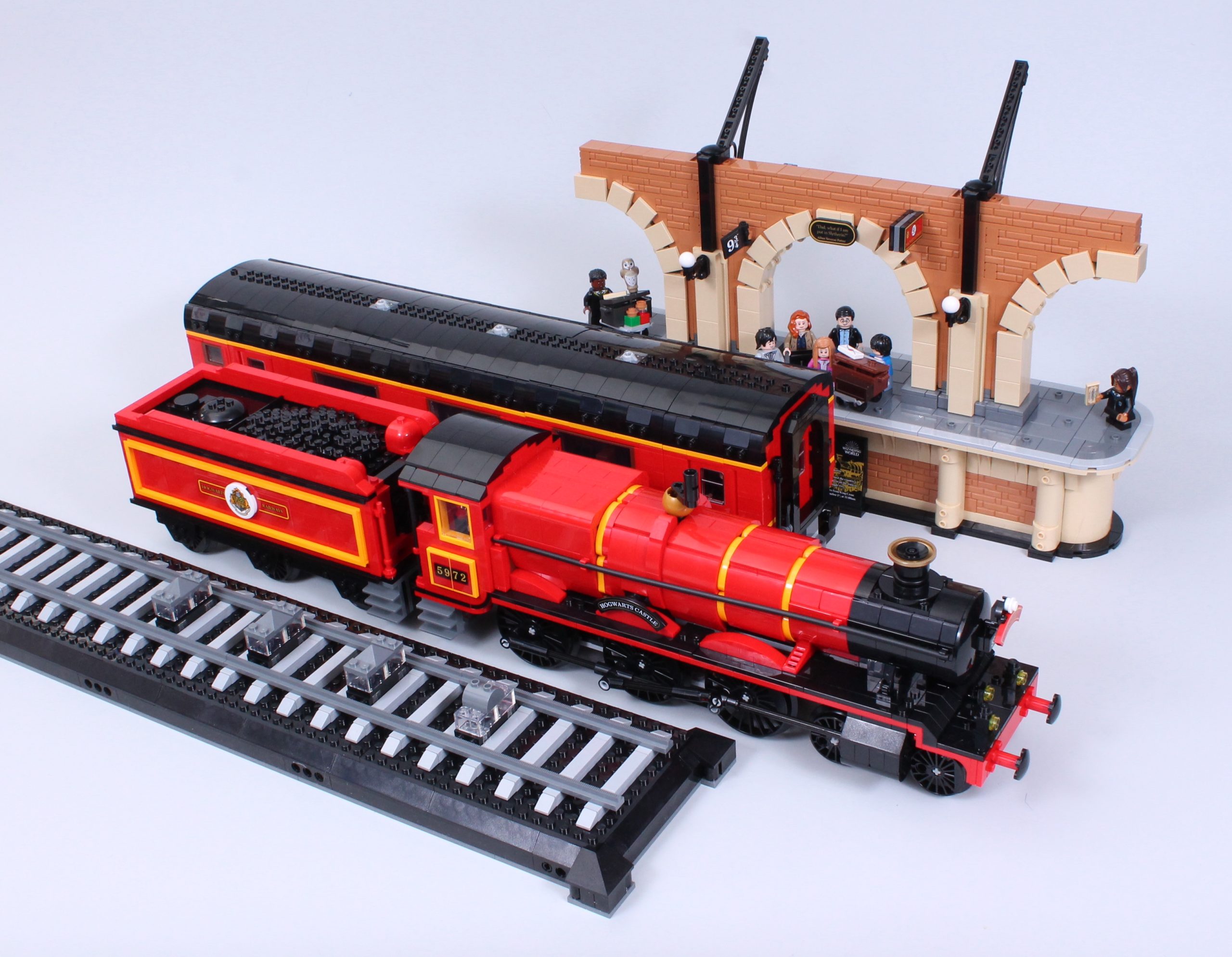 $100 vs $500 LEGO Harry Potter HOGWARTS EXPRESS Comparison! 