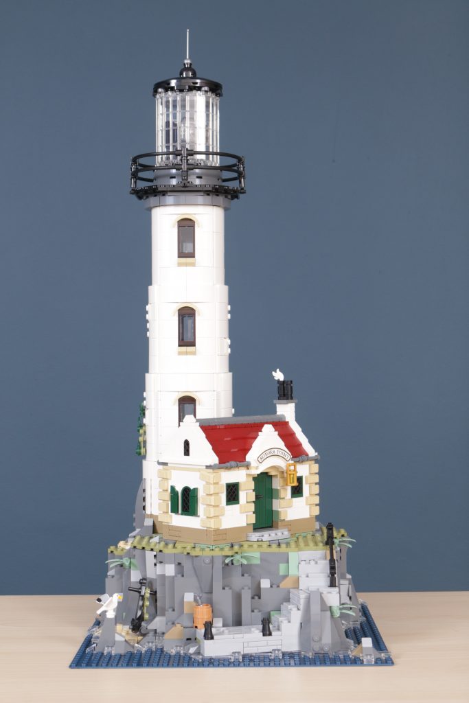 LEGO Ideas 21335 Motorised Lighthouse review 13