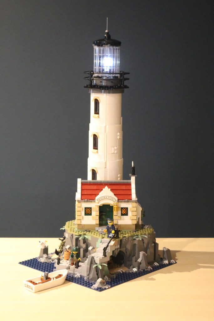 LEGO Ideas 21335 Motorised Lighthouse review 45