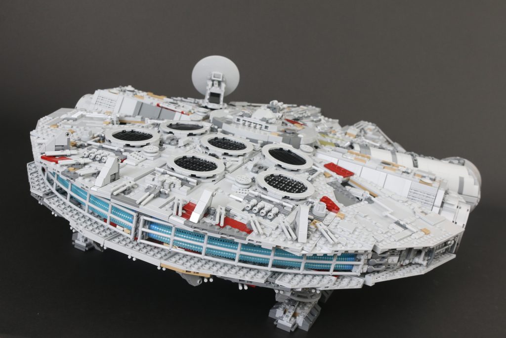 LEGO Star Wars 75192 UCS Ultimate Collectors Series Revisión del Millennium Falcon 12