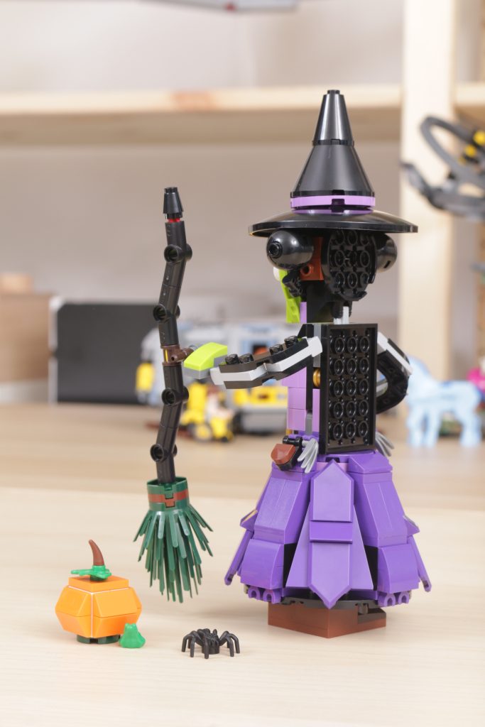LEGO Creator 3 in 1 40562 Mystic Witch gift with purchase review 3