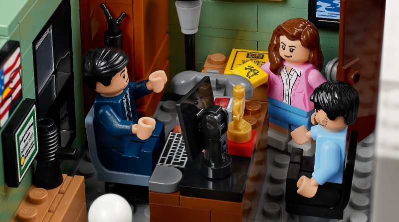LEGO Ideas 21336 The Office featured 5
