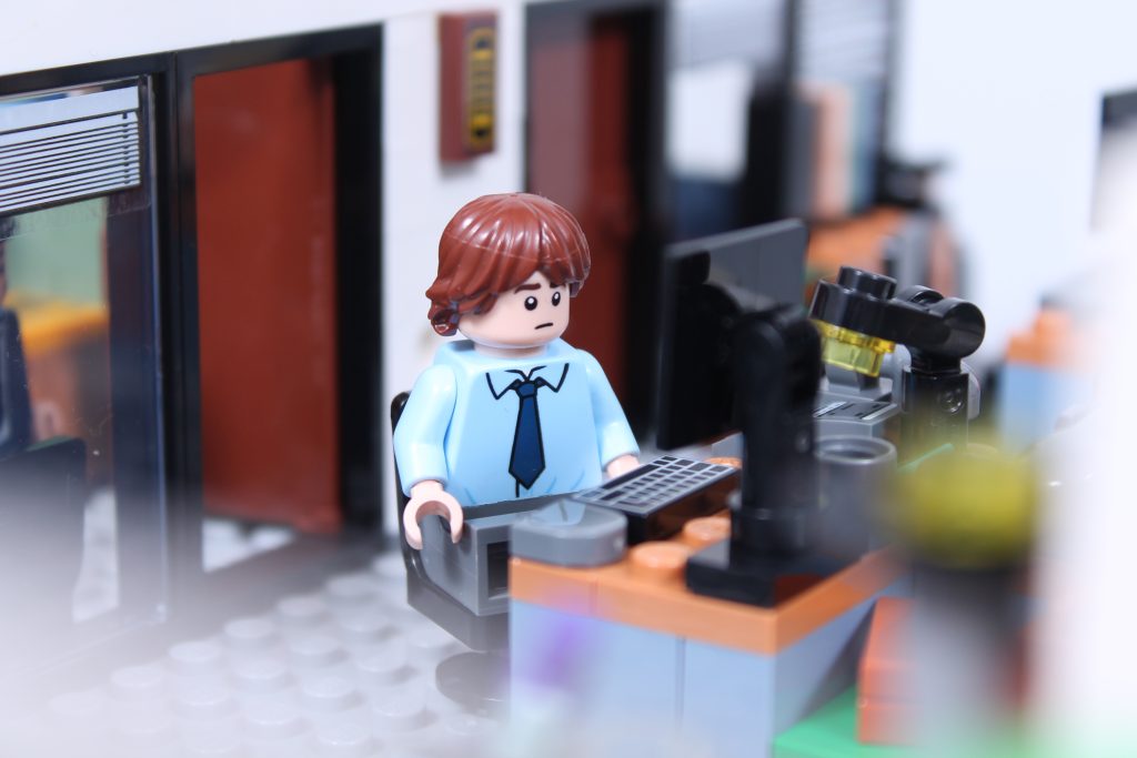 LEGO Ideas 21336 The Office review 32