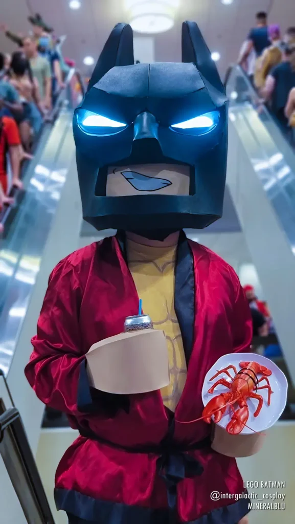 MINERALBLU LEGO Batman cosplay Dragon Con 2022