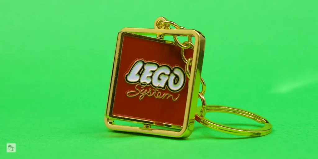 RAMBLING BRICK LEGO VIP 1964 logo keychain 3