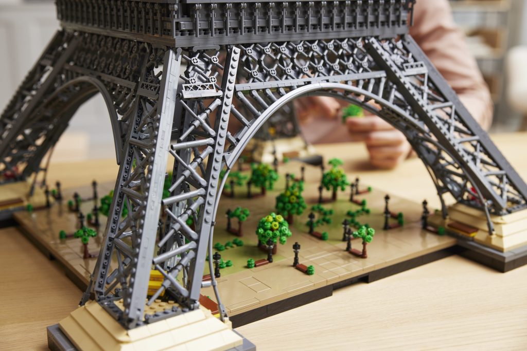 LEGO Icons 10307 Eiffel Tower 22 1024x683