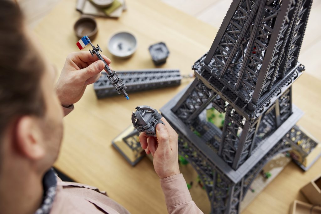 LEGO Icons 10307 Eiffel Tower 24 1024x683