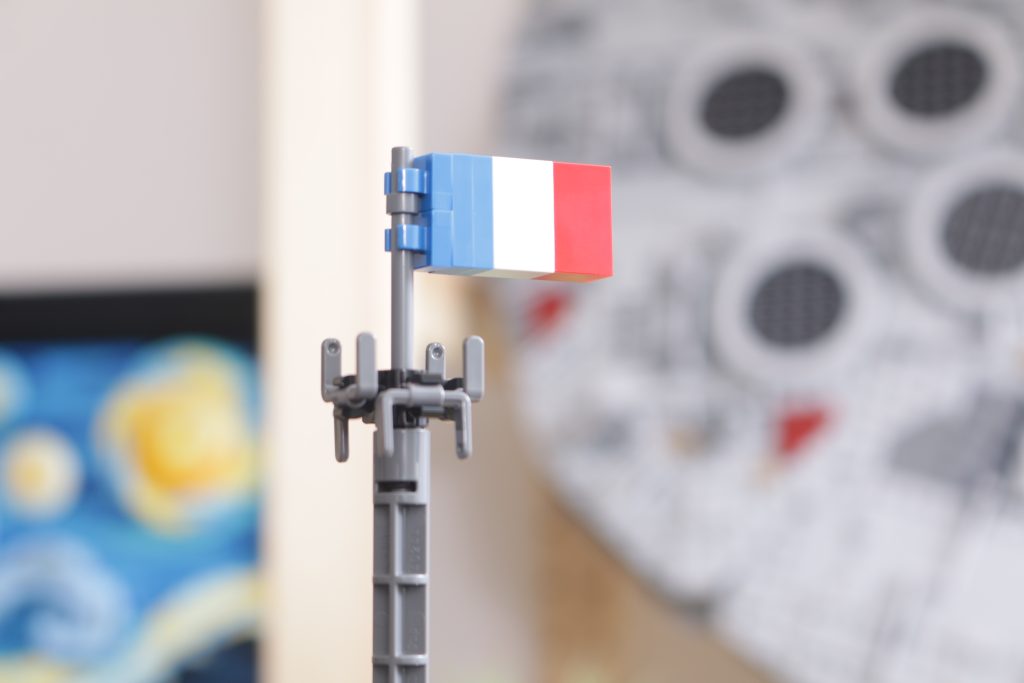 LEGO Icons 10307 Eiffel Tower review 48i