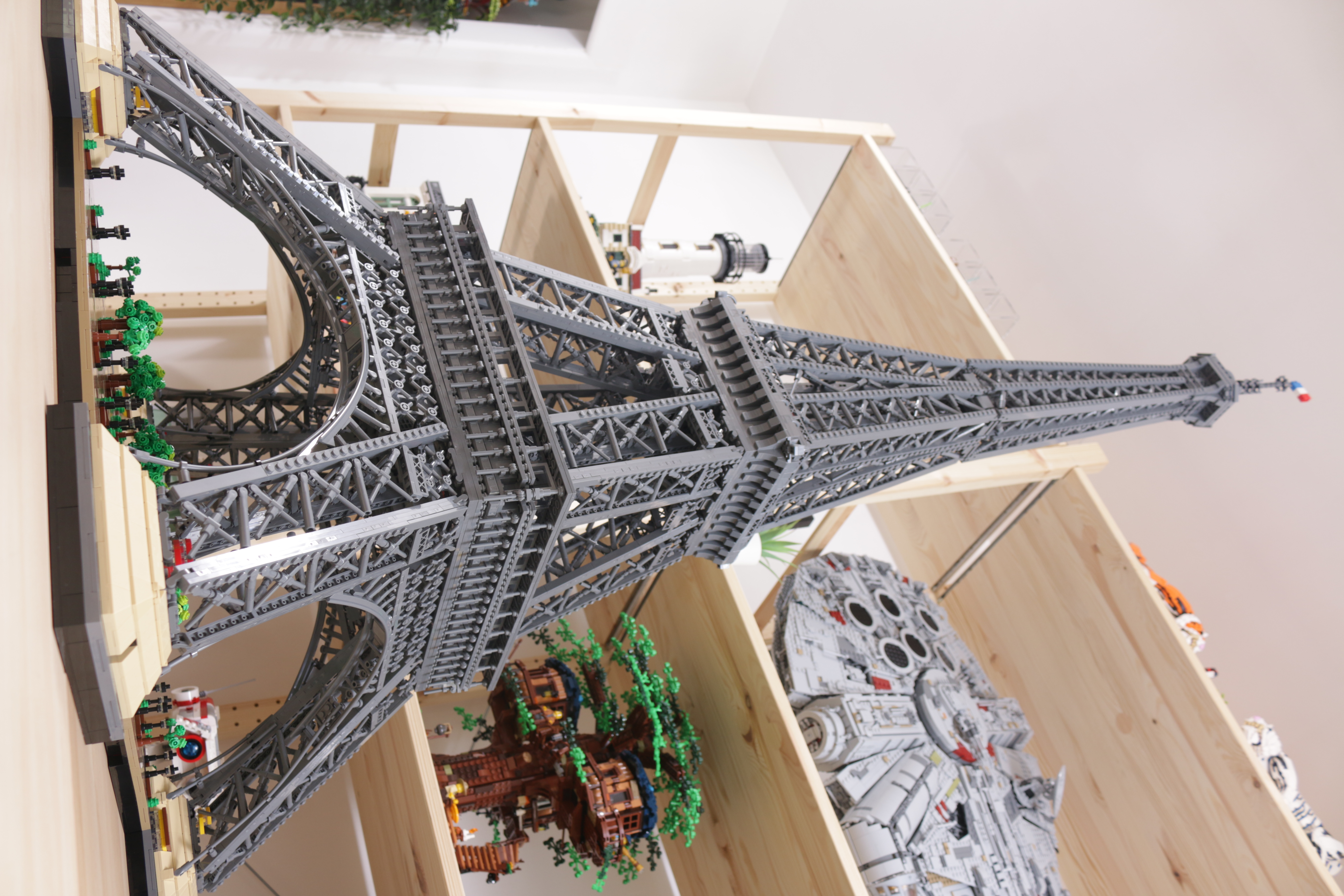 LEGO Icons 10307 Eiffel Tower review 60