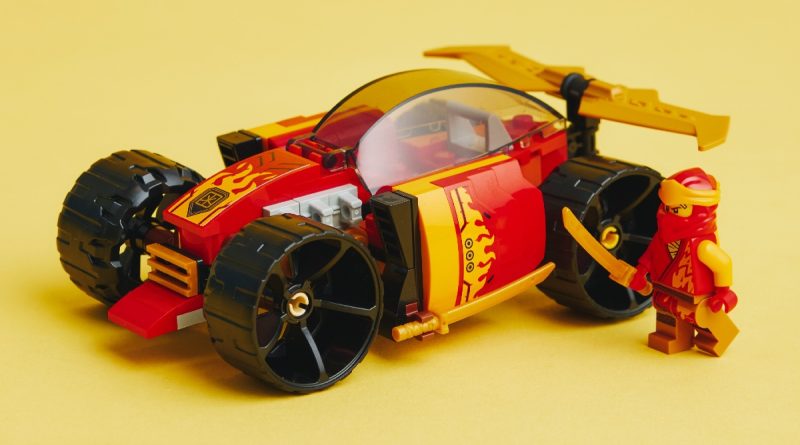 LEGO NINJAGO 71780 Kais Ninja Race Car EVO incluido