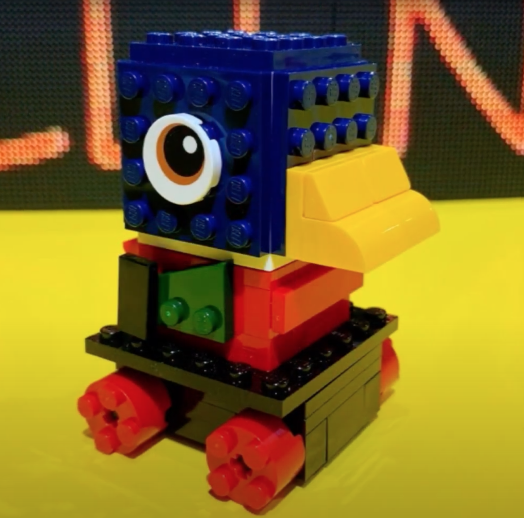 LEGO The Wooden Duck mini build 3