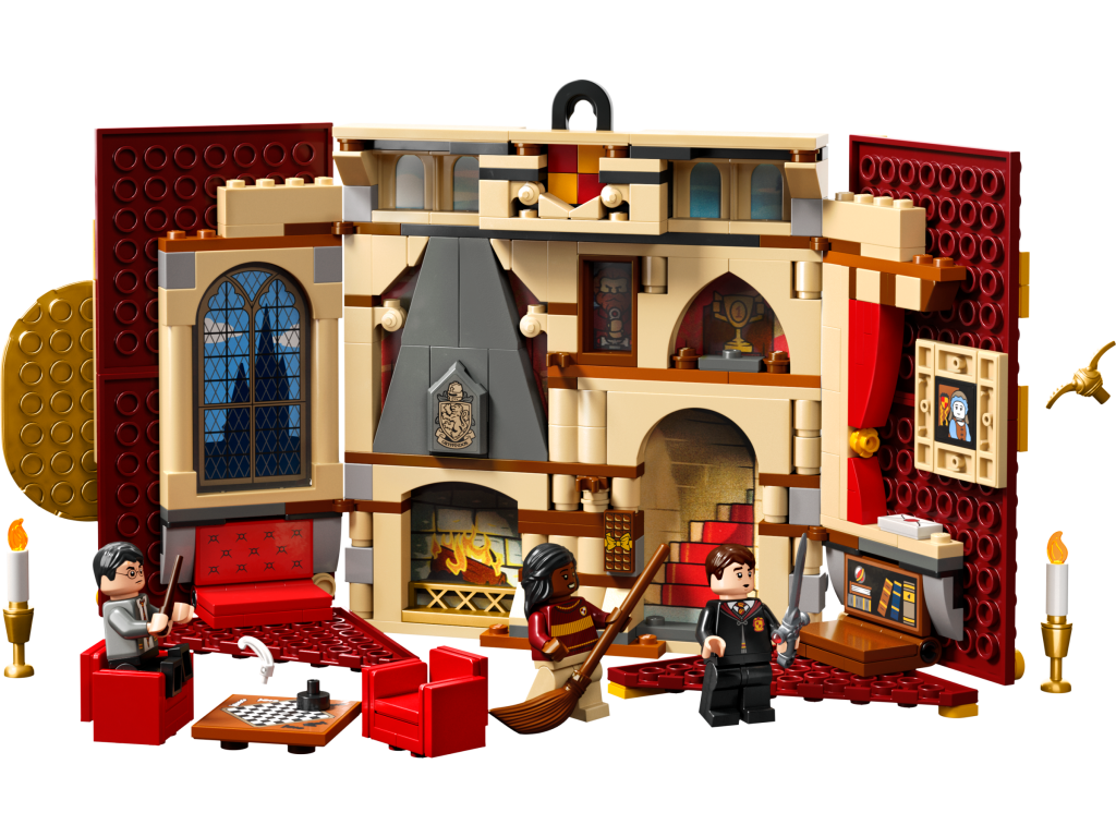LEGO Harry Potter 76409 Gryffindor House Banner 2