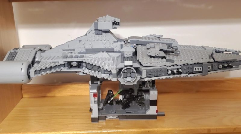 LEGO Star Wars 75315 Imperial Light Cruiser 75324 Dark Trooper Attack display reddit featured