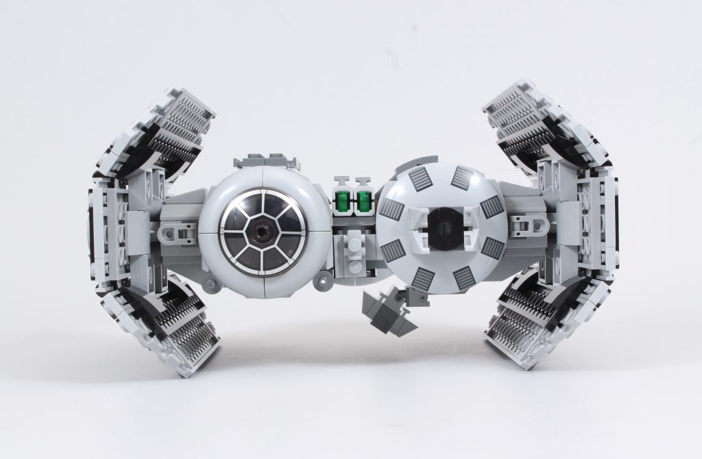 LEGO Star Wars 75347 TIE Bomber review 4