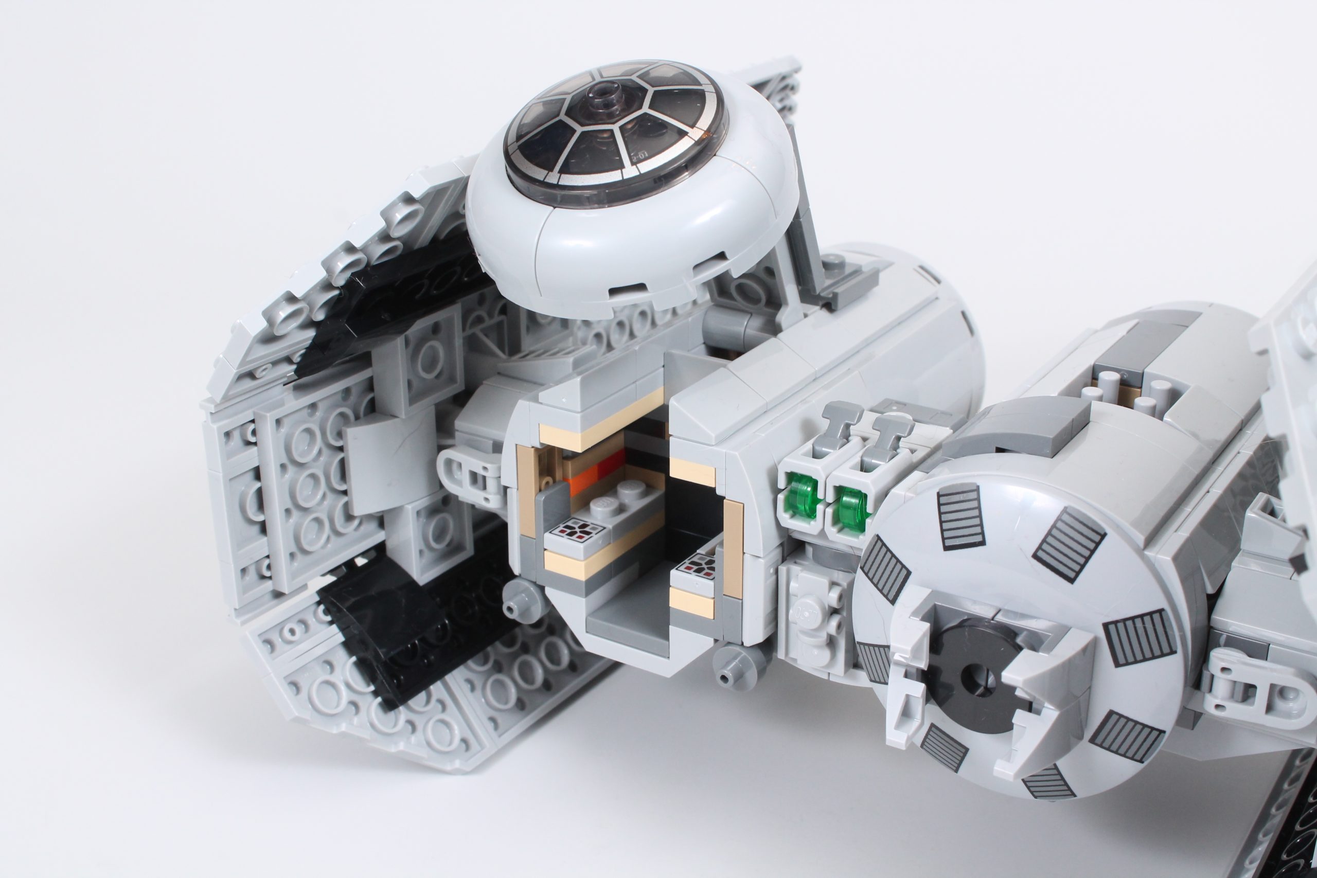 LEGO Star Wars - 75347 TIE Bomber - TBB Review-26 - The Brothers Brick