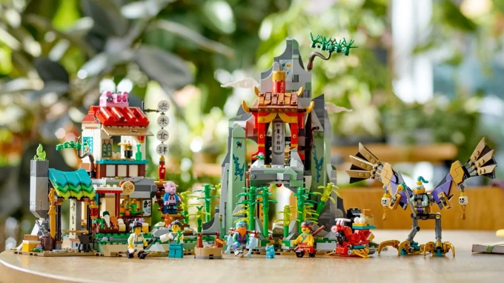 lego monkie kid 8004 team hideout lifestyle featured