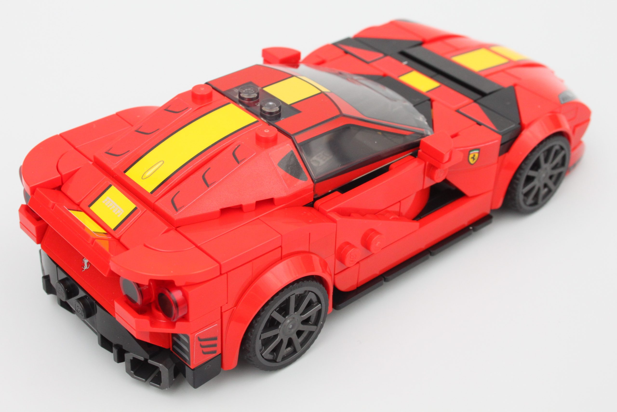 LEGO® Speed Champions review: 76914 Ferrari 812 Competizione
