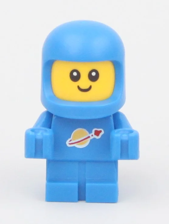 LEGO Collectible Minifigures 71037 Series 24 review Brown Astronaut and Spacebaby 6