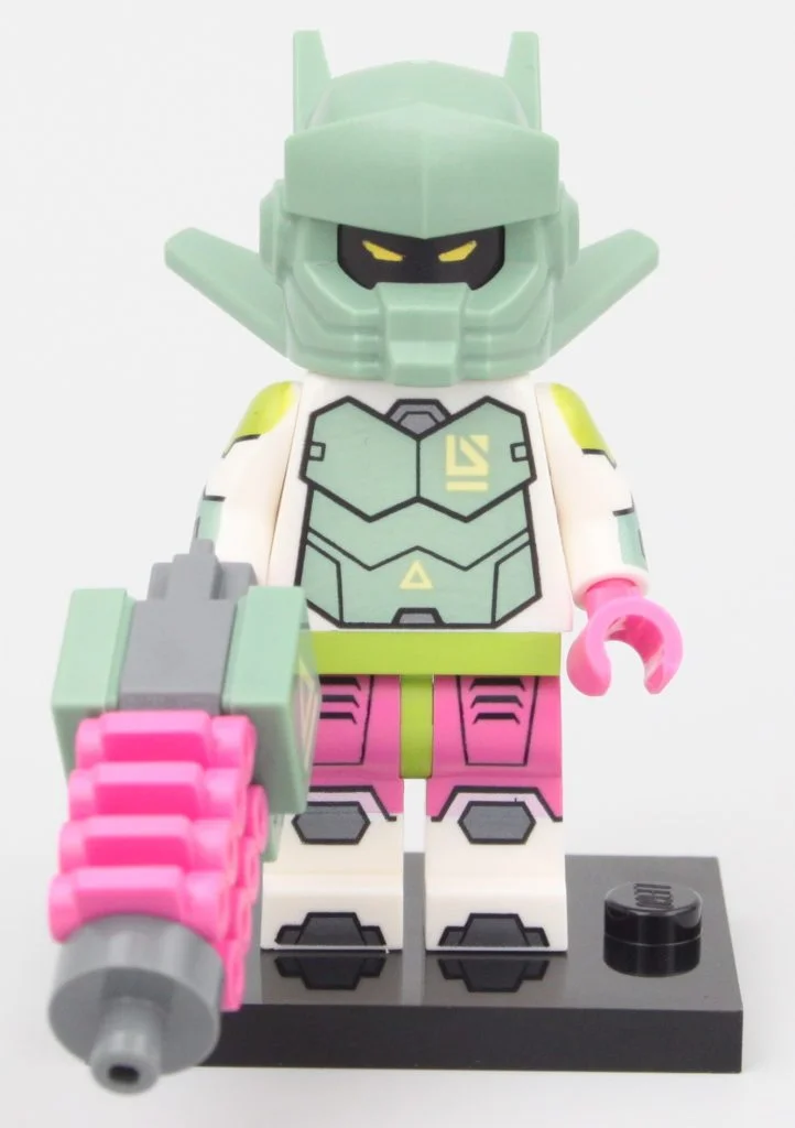 LEGO Collectible Minifigures 71037 Series 24 review Robot Warrior 2