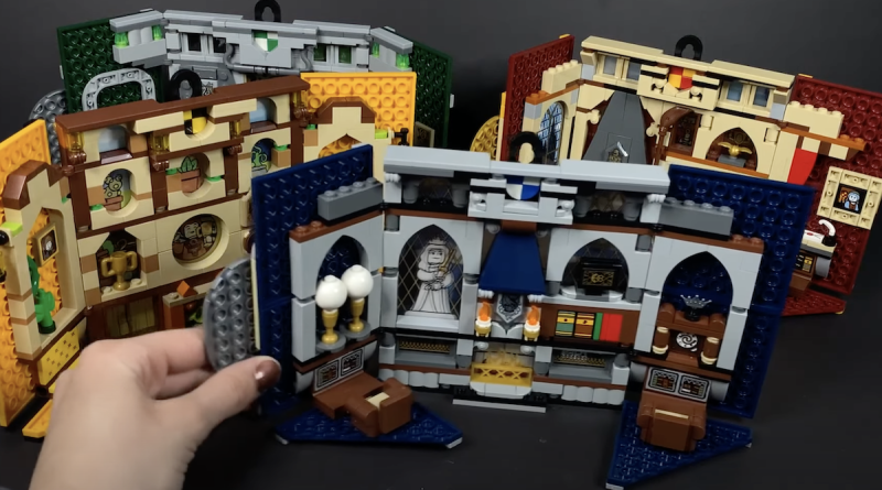 LEGO Harry Potter Hogwarts House Banners review featured