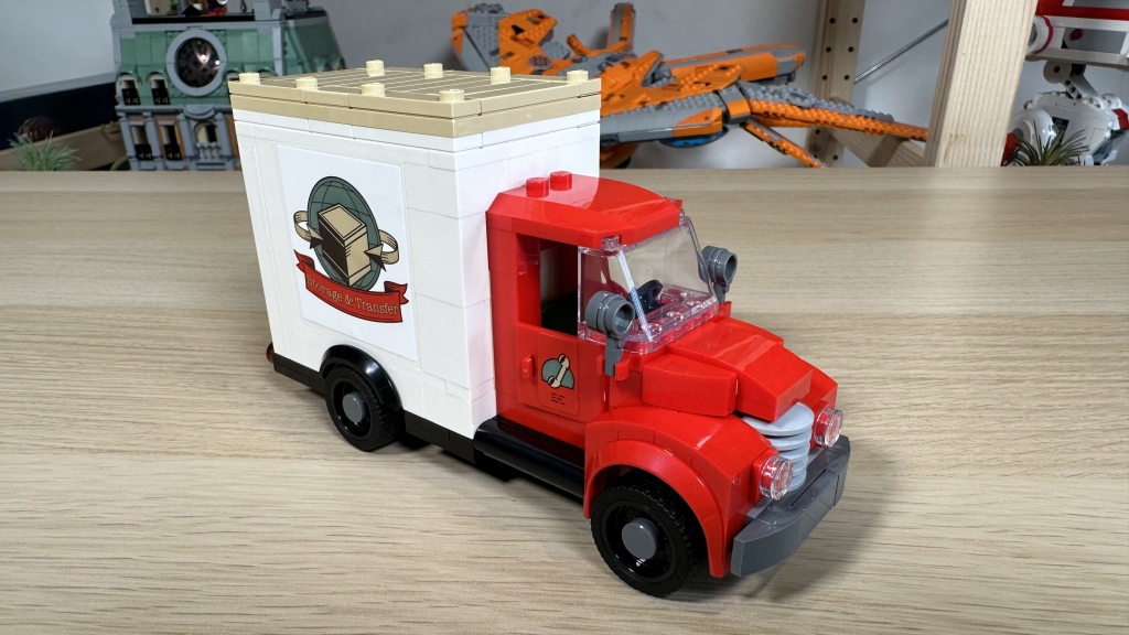 LEGO Icons 40586 Moving Truck gift with purchase review 9