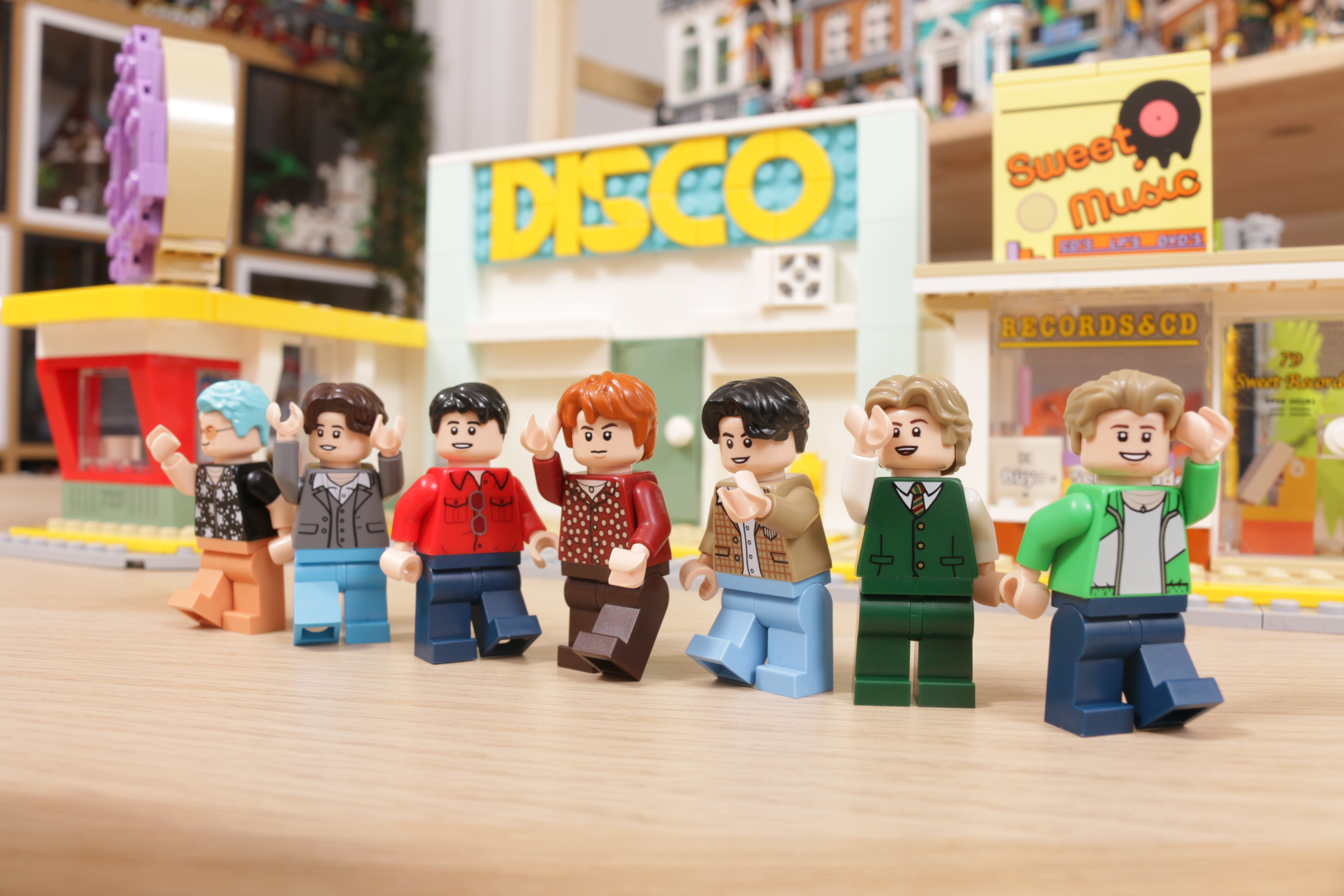 LEGO Ideas 21339 BTS Dynamite Bangtan Boys Jin Suga j-hope RM Jimin V Jung Kook review 72