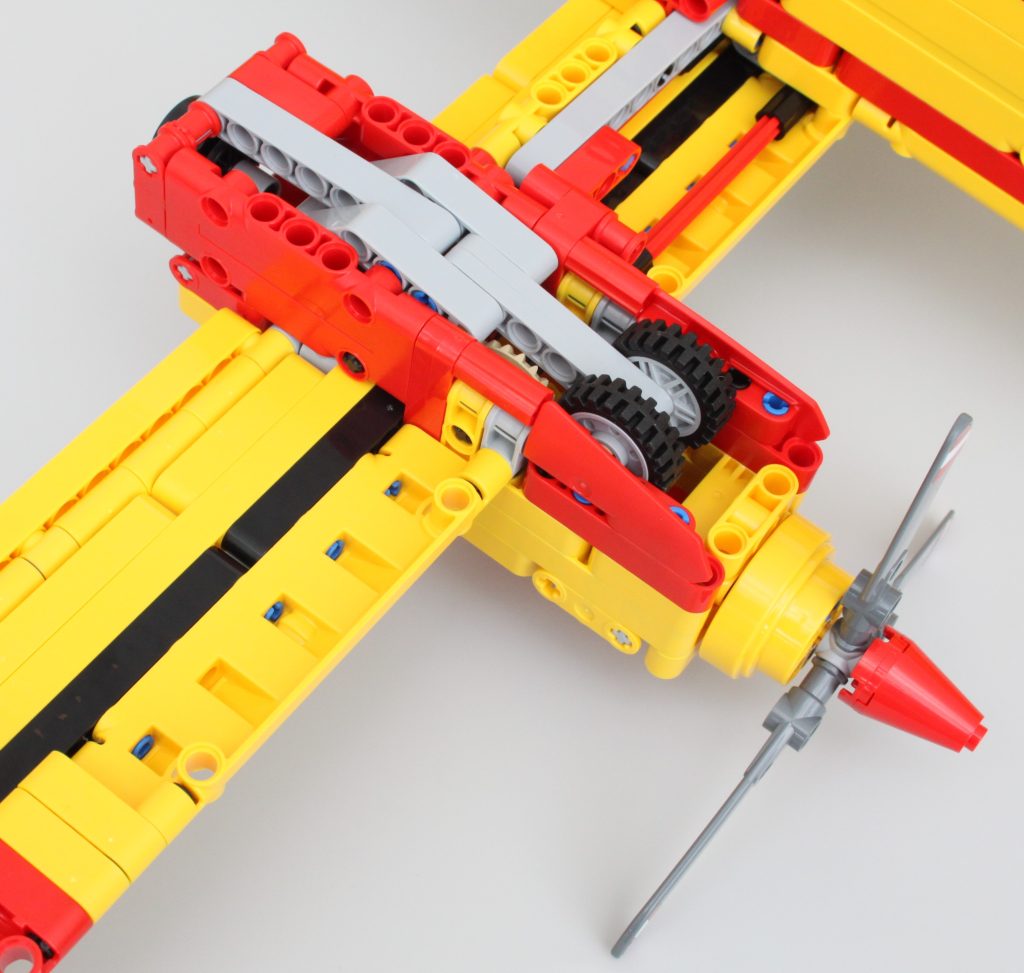 LEGO Technic 42152 Firefighter Aircraft review 26