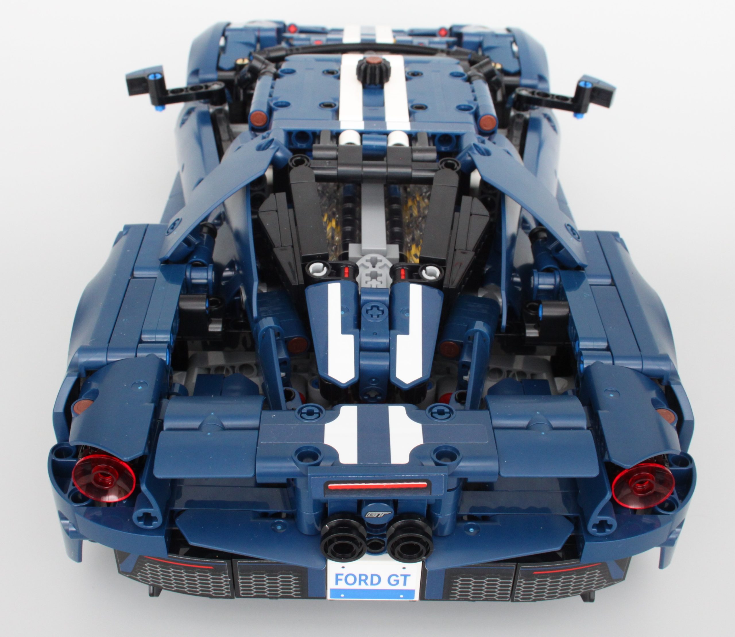 How long does the Ford GT Lego set take to build?