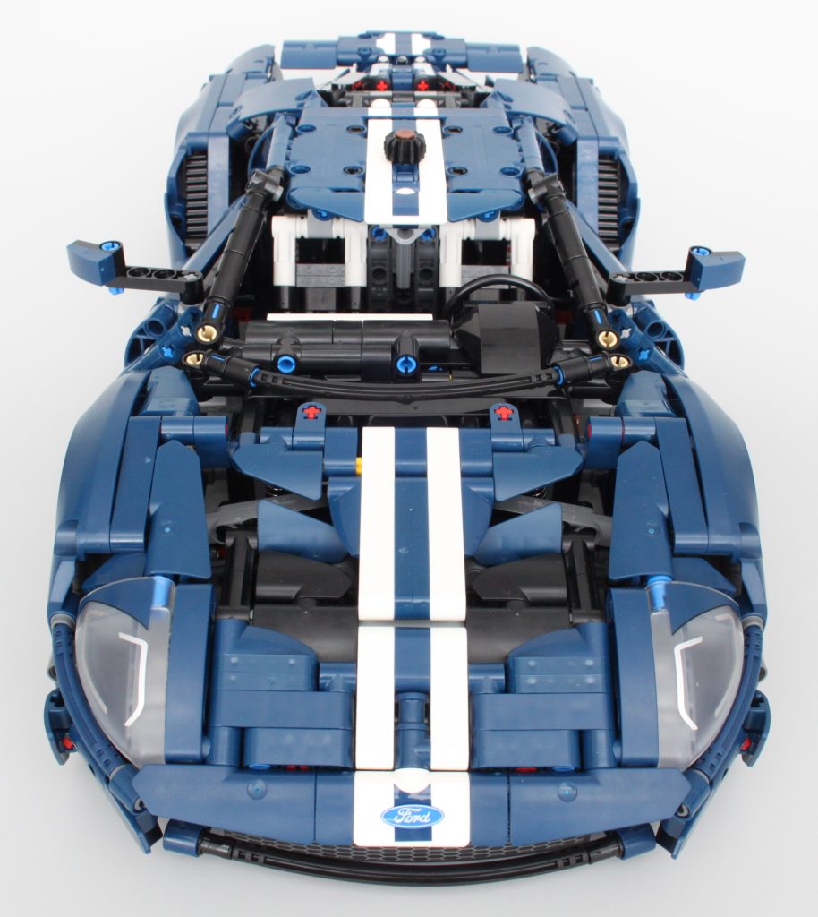 LEGO Technic 42154 2022 Ford GT review 3