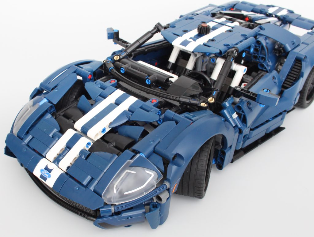 LEGO Technic 42154 2022 Ford GT review 9