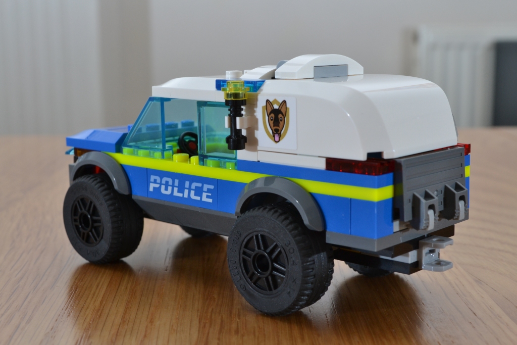 LEGO City 60369 Mobile Police Dog Training 12