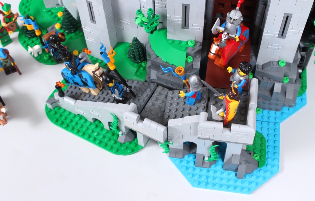 LEGO Icons 10305 Rampa del Castello dei Cavalieri del Leone mod 15