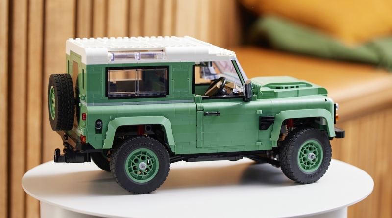 LEGO Íconos 10317 Land Rover Classic Defender 90 destacado 2
