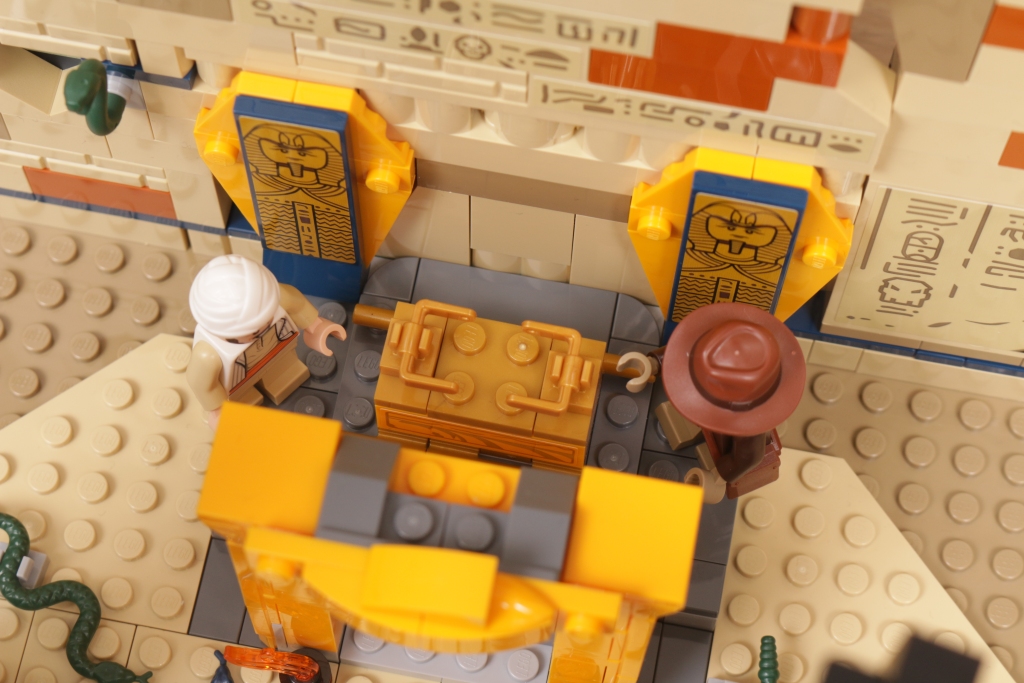LEGO Indiana Jones 77013 Escape from the Lost Tomb review 4