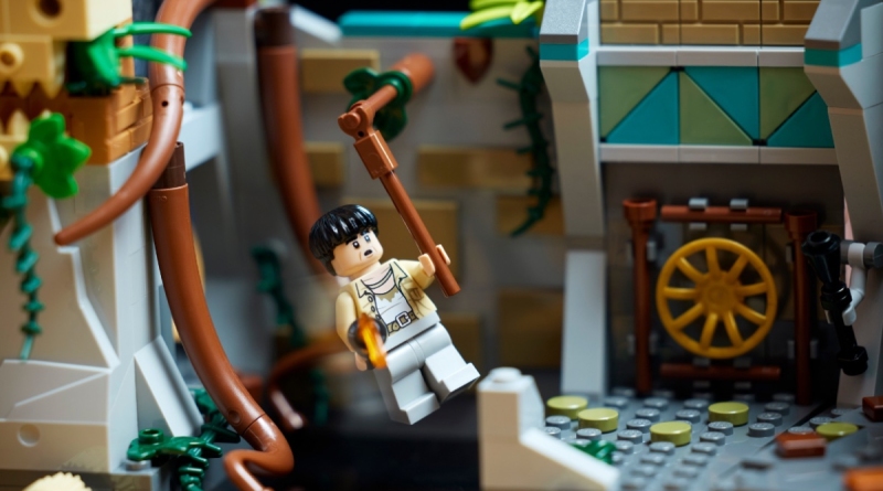 LEGO Indiana Jones 77015 Templo del ídolo dorado 1