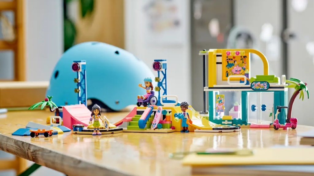 LEGO Friends 41751 skate park lifestyle featured 1024x576