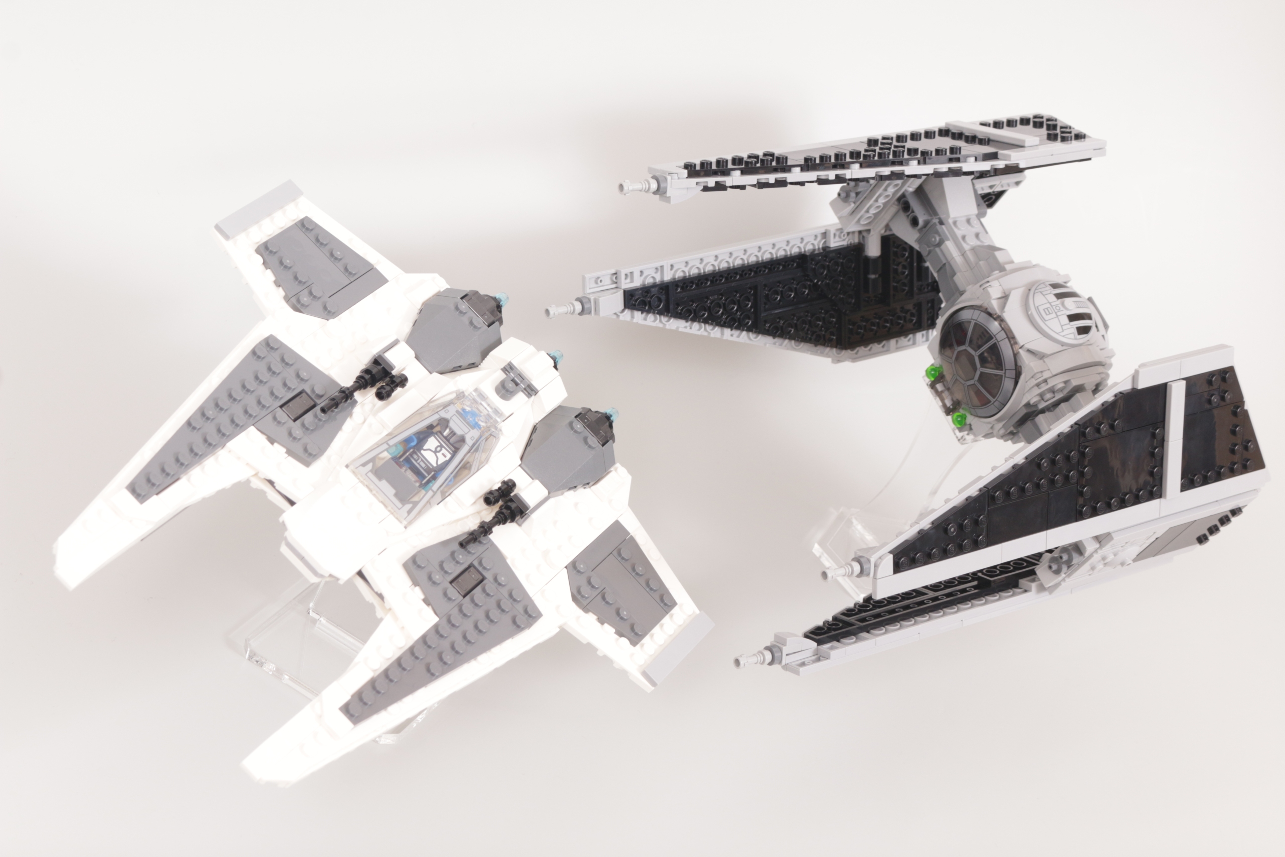 LEGO Star Wars 75348 Mandalorian Fang Fighter vs. TIE Interceptor review 6 scaled